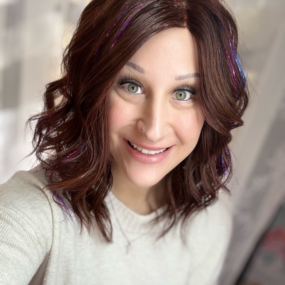 Meet your Posher, Ashley